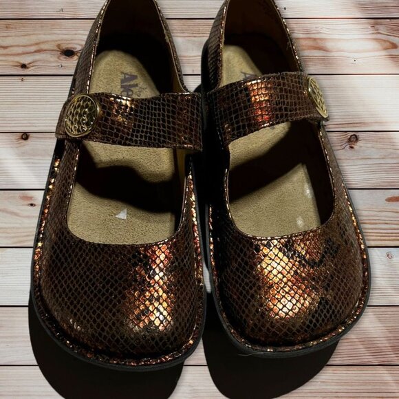 Alegria by PG lite Snakeskin Print Mary Janes Size 36 (US -6) - Picture 2 of 10